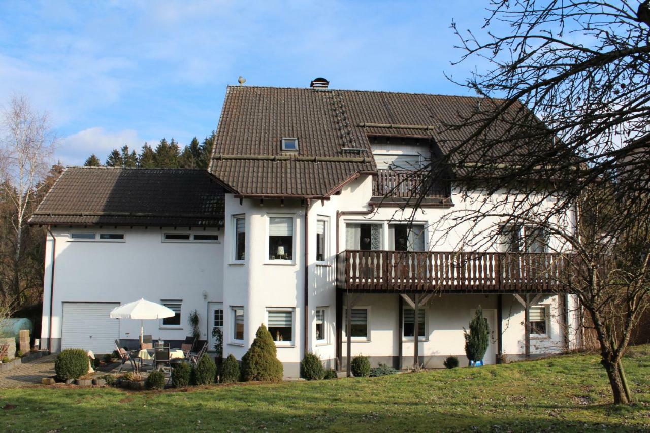 Am Eifelsteig Vulkaneifel-auszeit * Udersdorf